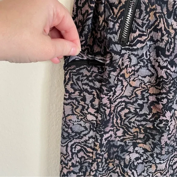 Athleta Trekkie North Jogger Pants Kinetic Abstract Print Size 12 - Picture 8 of 13